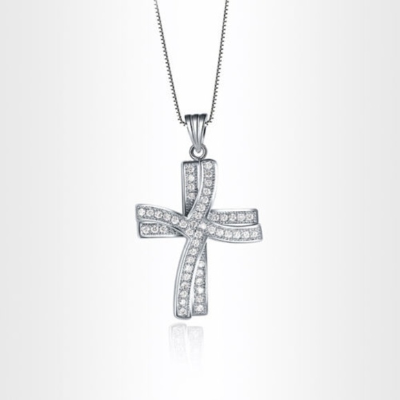 Jewelry - ➰Silver Cross Necklace